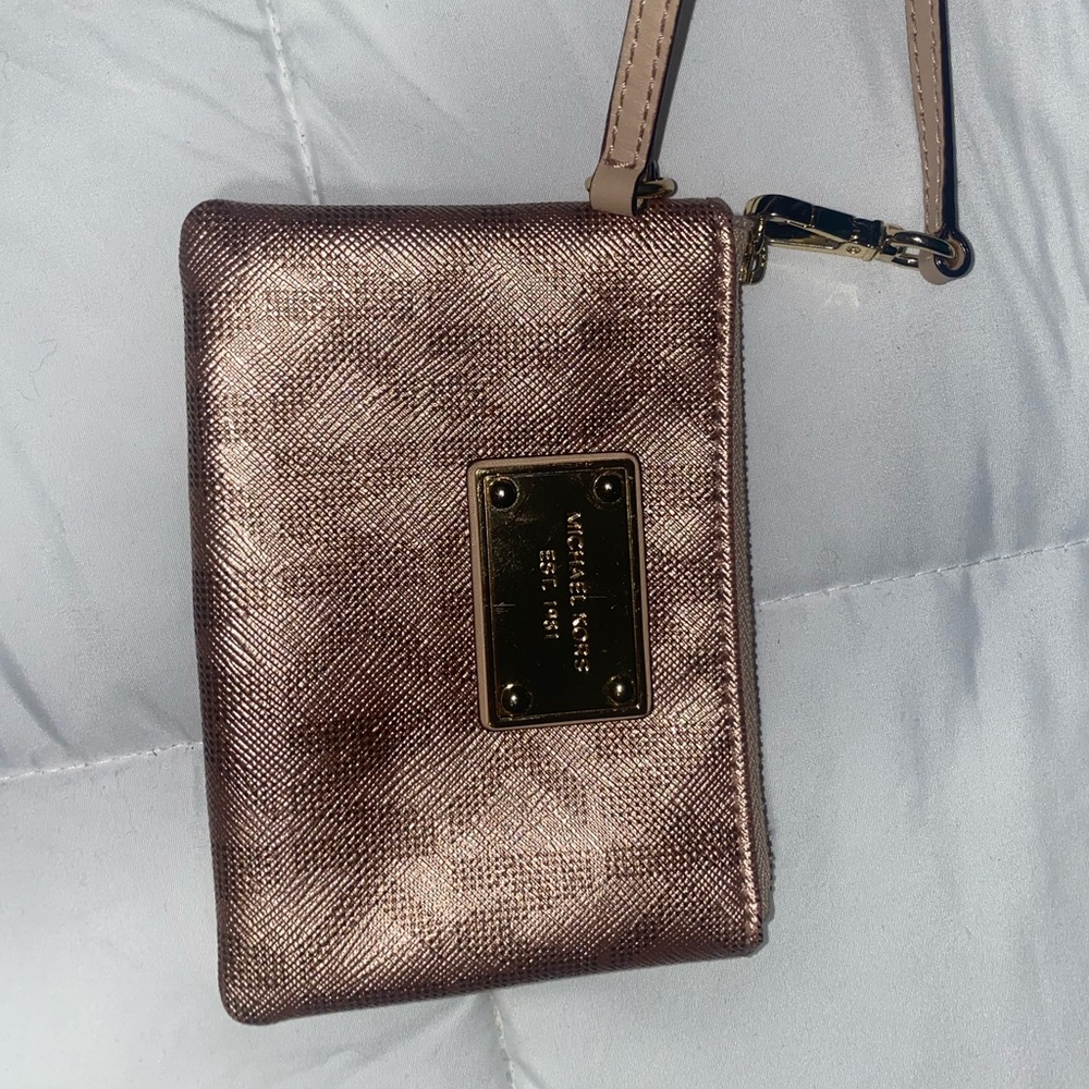 Rose gold Michael kors wristlet wallet